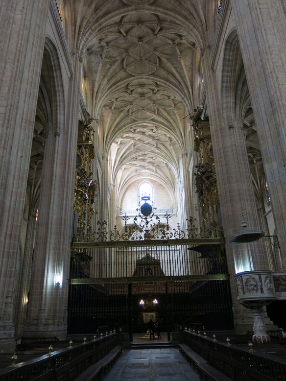 Segovia_Cathedral_1544_1000