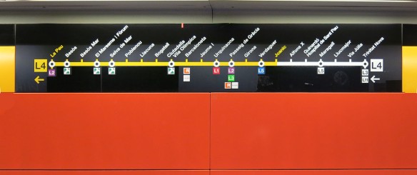 Barcelona_Metro_3176_1000_SubwayGraphics